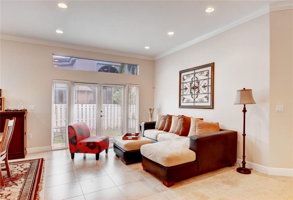 NEW ORLEANS LAKESITES FIR - Residential Lease