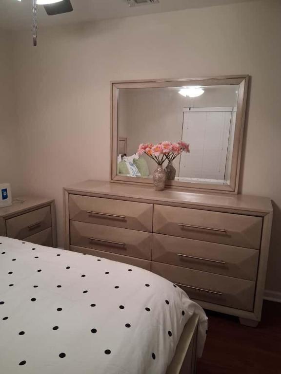 PORT ST LUCIE SECTION 19 - Residential Lease