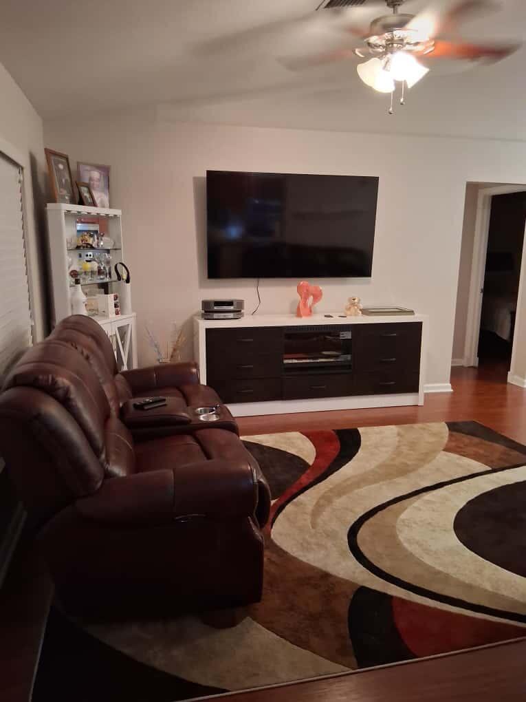 PORT ST LUCIE SECTION 19 - Residential Lease