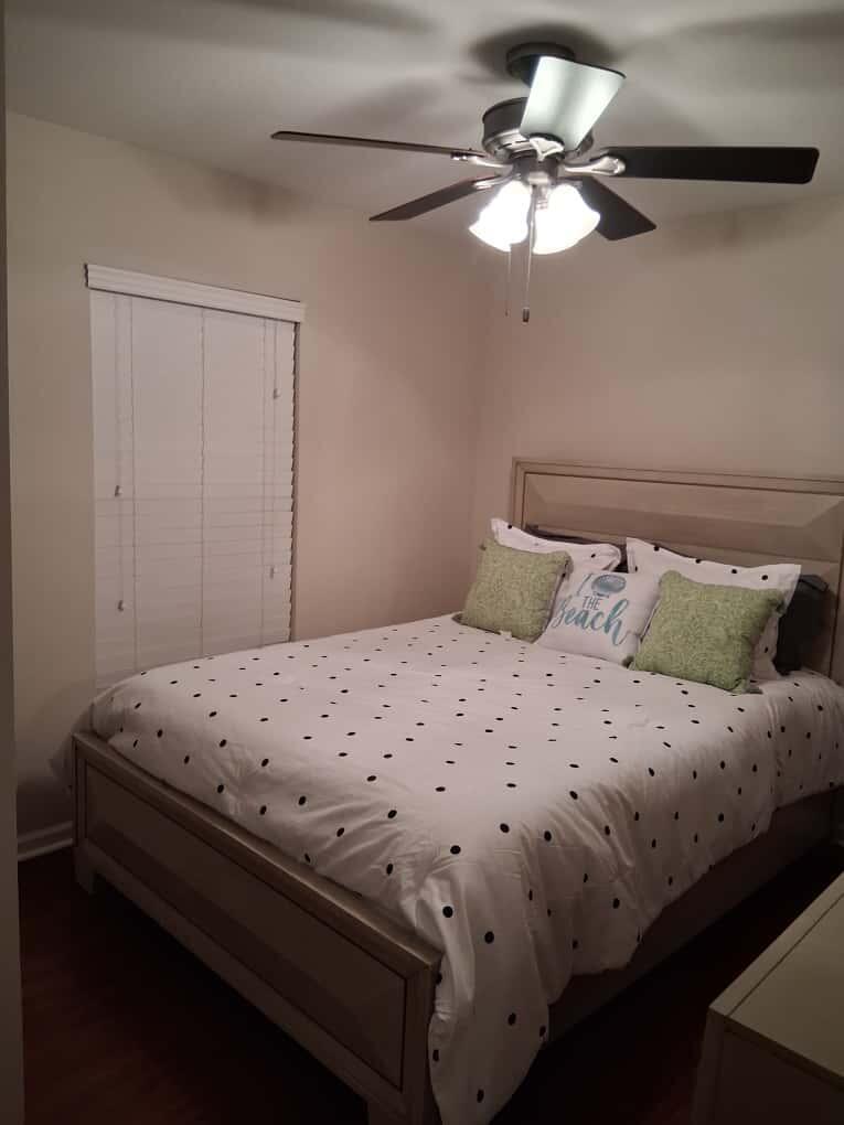 PORT ST LUCIE SECTION 19 - Residential Lease