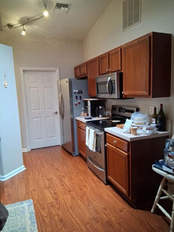 PORT ST LUCIE SECTION 19 - Residential Lease