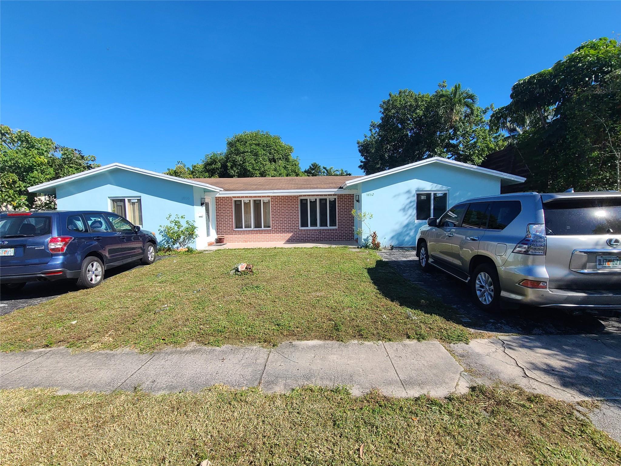 Lauderhill Manor 75-43 B - Residential Lease
