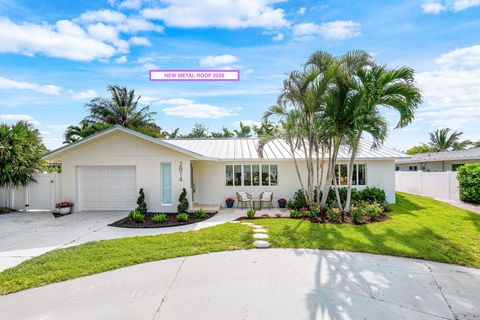 Tiny photo for 2814 SW 5th Street, Boynton Beach, FL 33435 (MLS # B26014218)