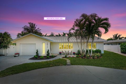 Tiny photo for 2814 SW 5th Street, Boynton Beach, FL 33435 (MLS # B26014218)
