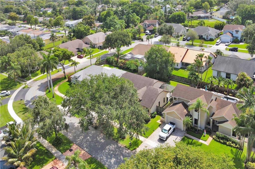 Country Address Encore 13 - Residential