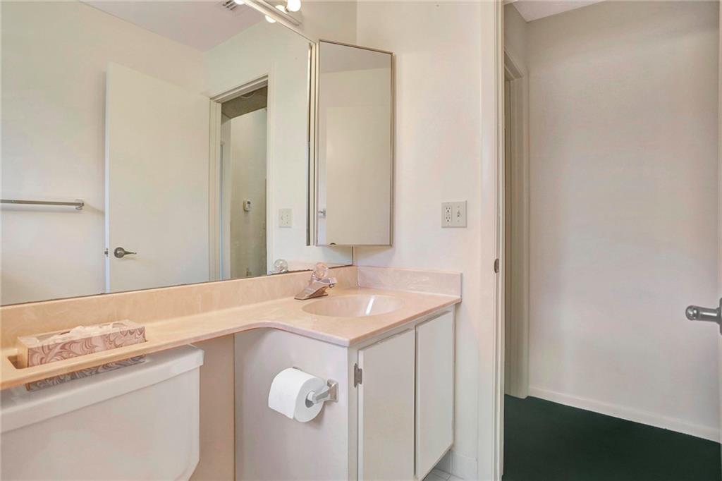 Country Address Encore 13 - Residential