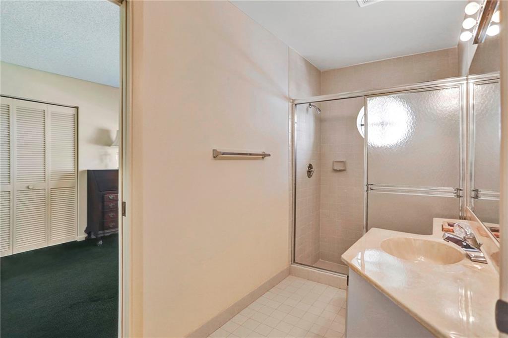 Country Address Encore 13 - Residential