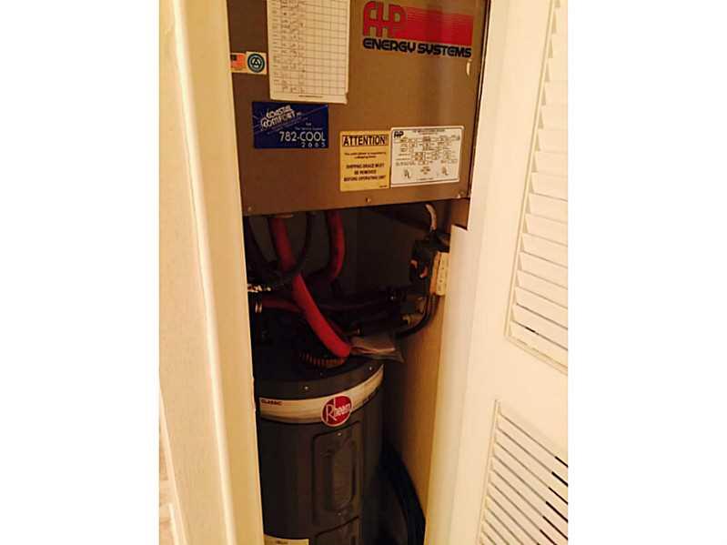 Georgian Court Apts - Residential