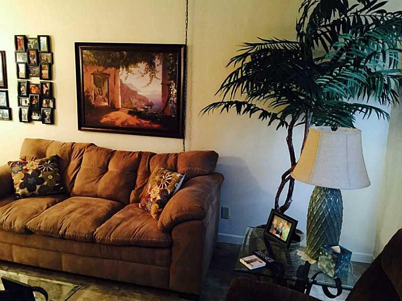 Georgian Court Apts - Residential