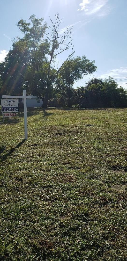 Rare opportunity for this corner lot. The interior lot next to it is also for sale. Owner has plans for home already completed. Plans when drawn did meet the CRA requirements. Lot is 50x145