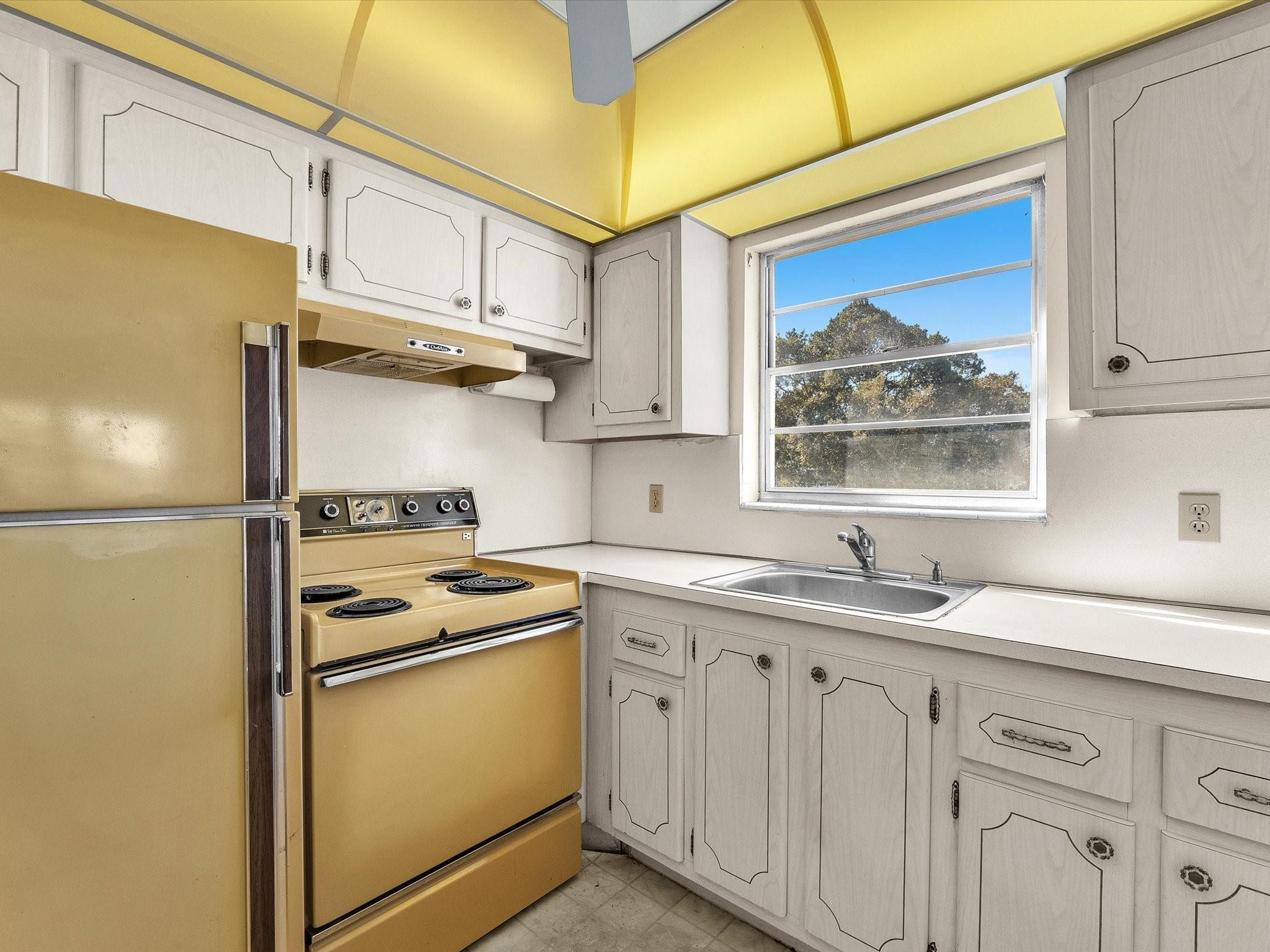 Century Village East - Residential