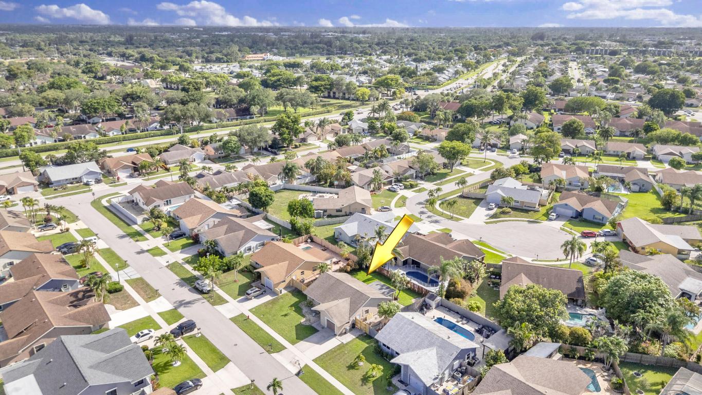 SANDALFOOT COVE SEC 9 - Residential