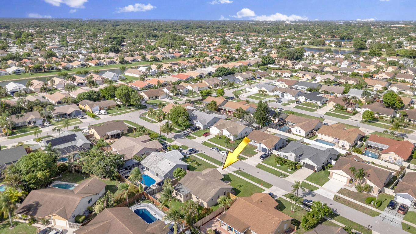 SANDALFOOT COVE SEC 9 - Residential