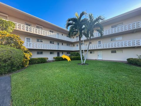 A home in Lake Worth