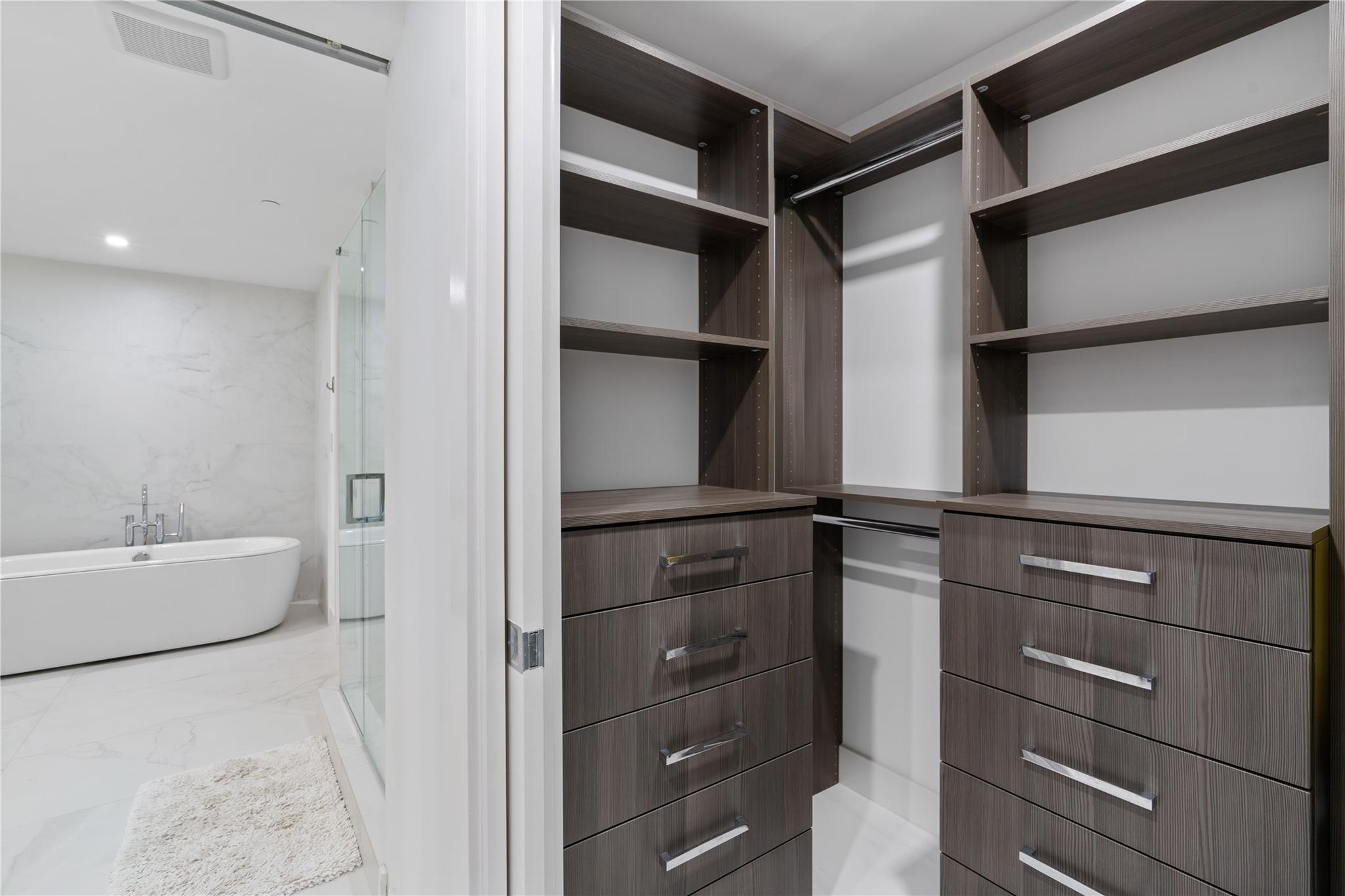 Sabbia Beach Condominium - Residential