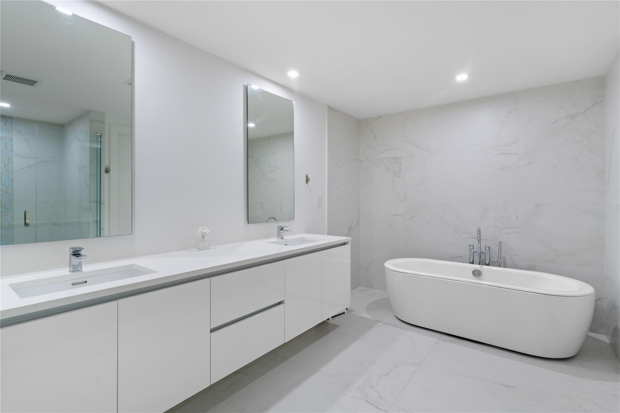 Sabbia Beach Condominium - Residential