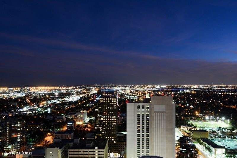 Las Olas River House - Residential