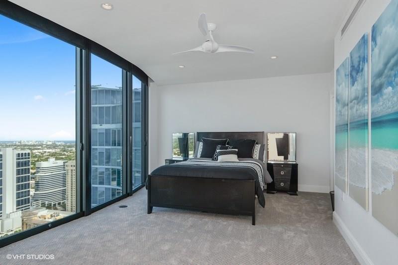 Las Olas River House - Residential