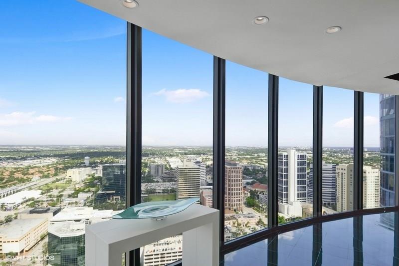 Las Olas River House - Residential