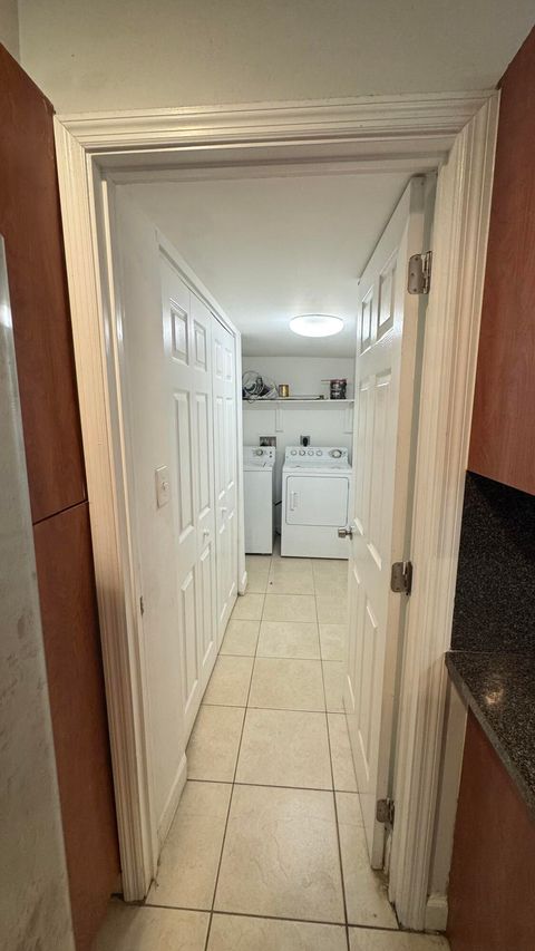 Tiny photo for 802 Saint Andrews Road #15, Hollywood, FL 33021 (MLS # B26050491)