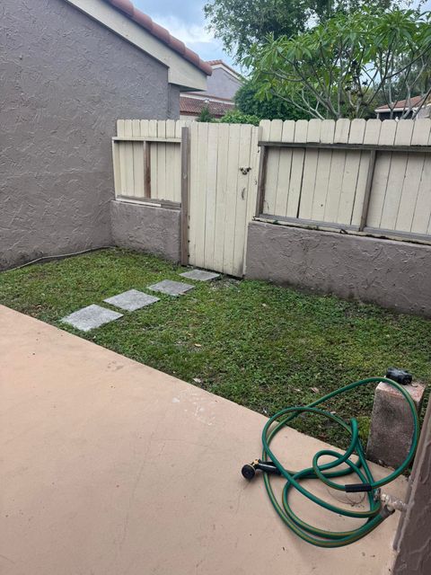 Tiny photo for 802 Saint Andrews Road #15, Hollywood, FL 33021 (MLS # B26050491)