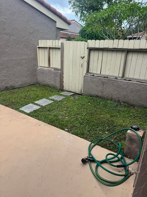 Tiny photo for 802 Saint Andrews Road #15, Hollywood, FL 33021 (MLS # B26050491)