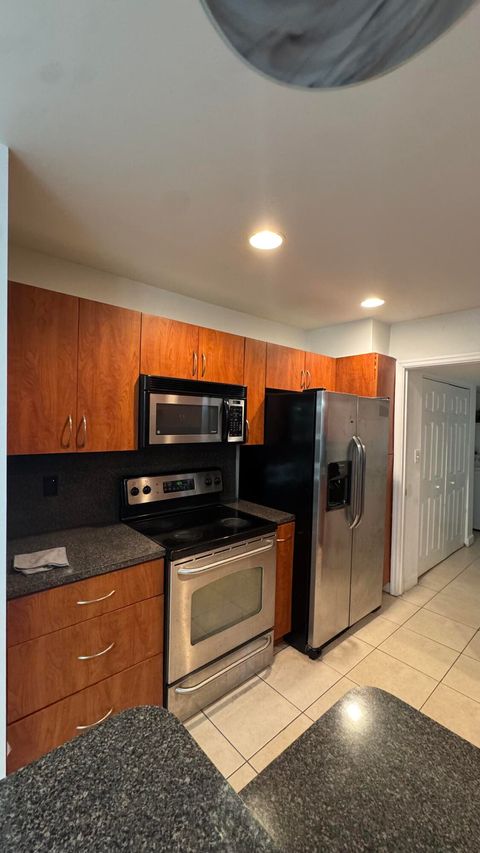 Tiny photo for 802 Saint Andrews Road #15, Hollywood, FL 33021 (MLS # B26050491)