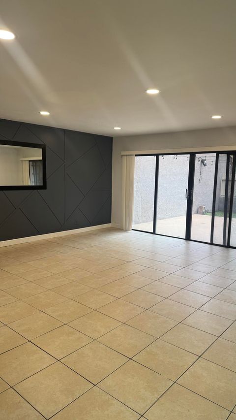 Tiny photo for 802 Saint Andrews Road #15, Hollywood, FL 33021 (MLS # B26050491)