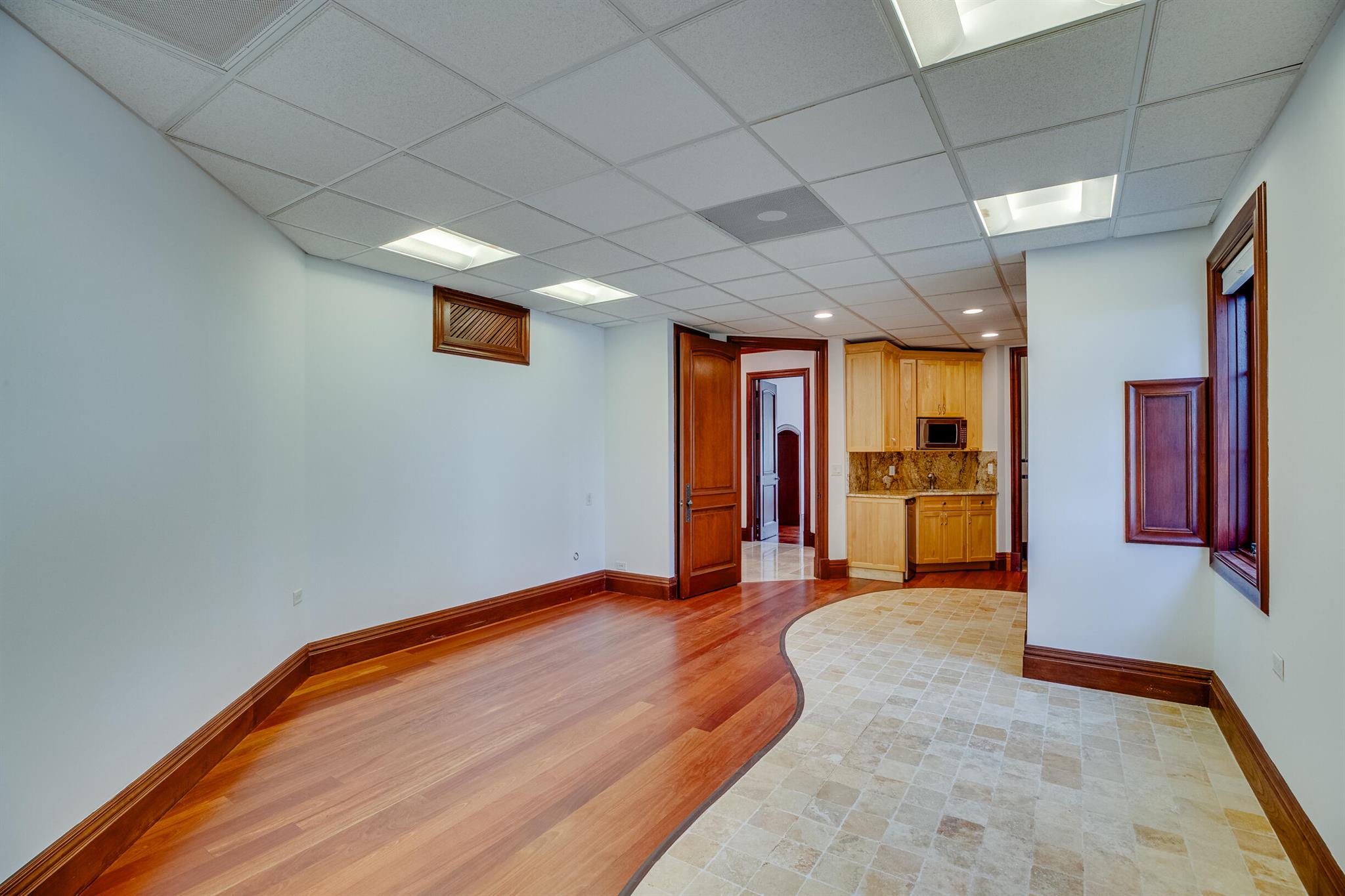 METES AND BOUNDS - Residential