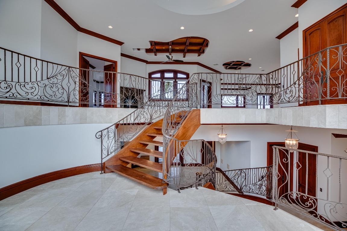 METES AND BOUNDS - Residential