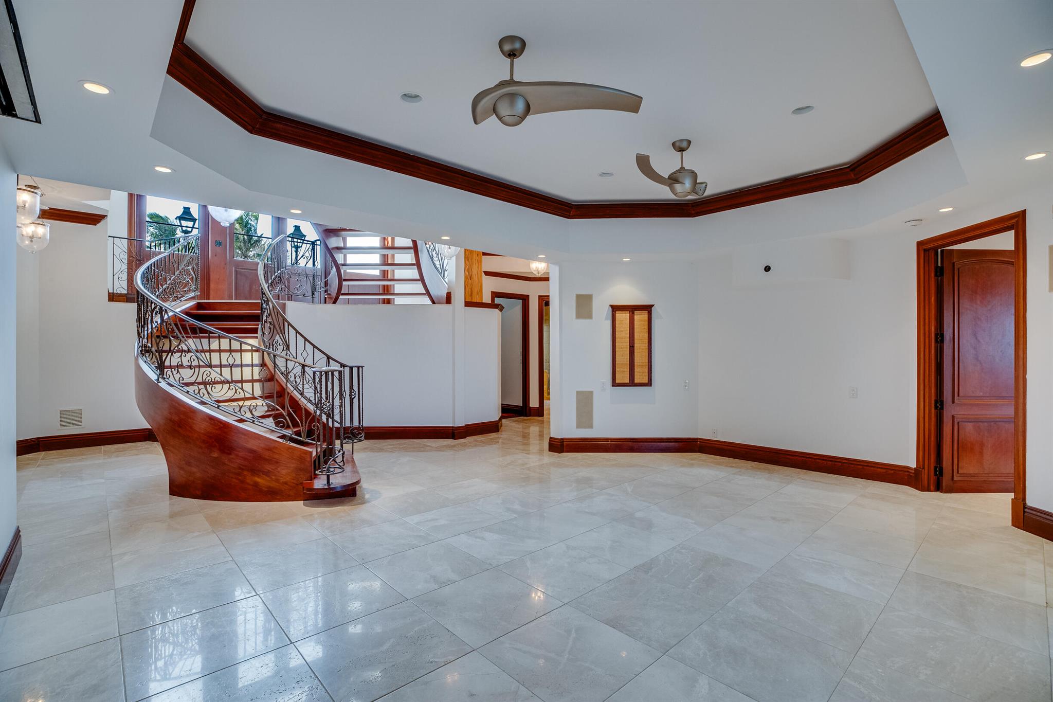 METES AND BOUNDS - Residential