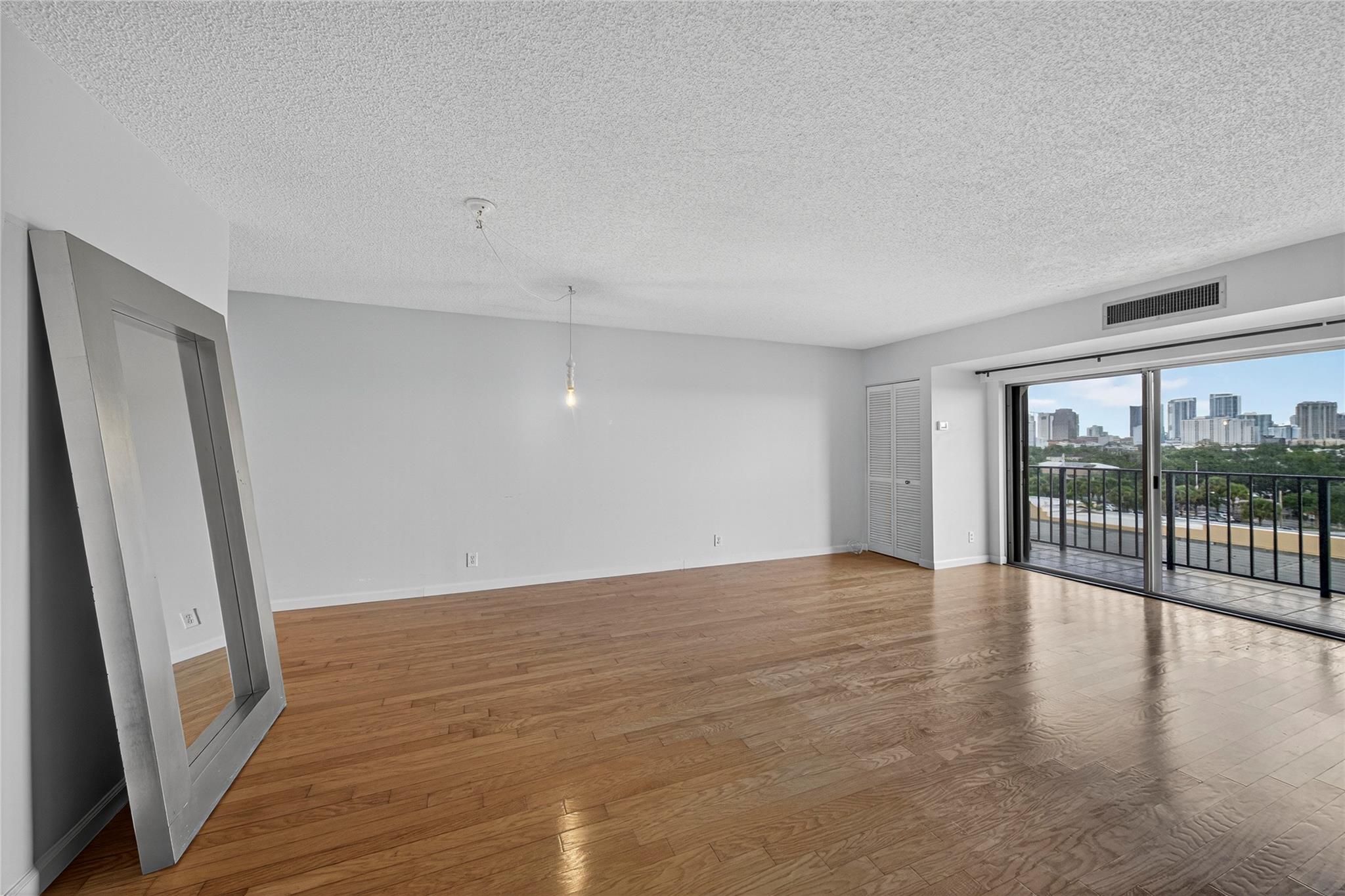 Runaway Bay - Residential Lease