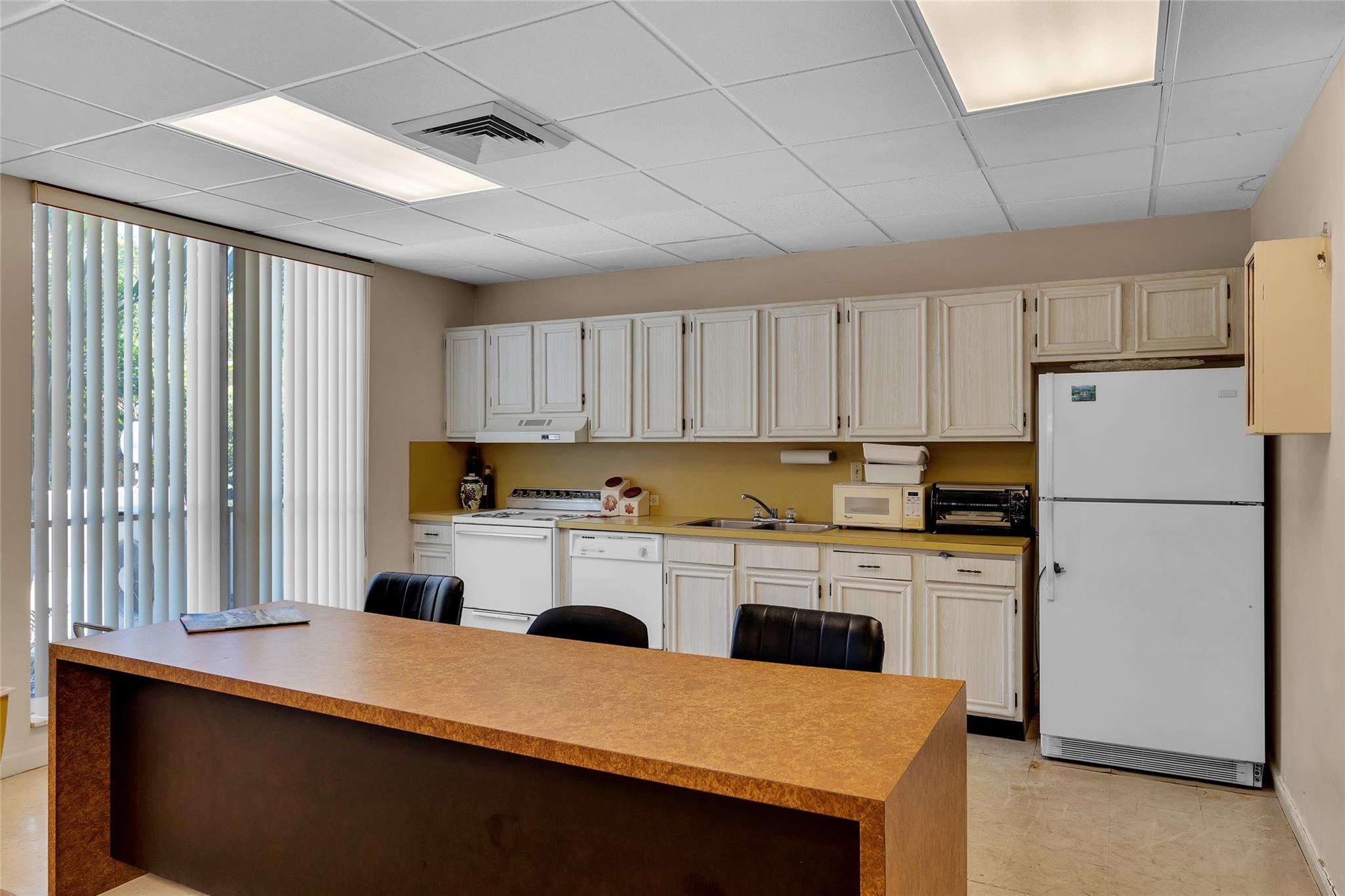 Runaway Bay - Residential Lease