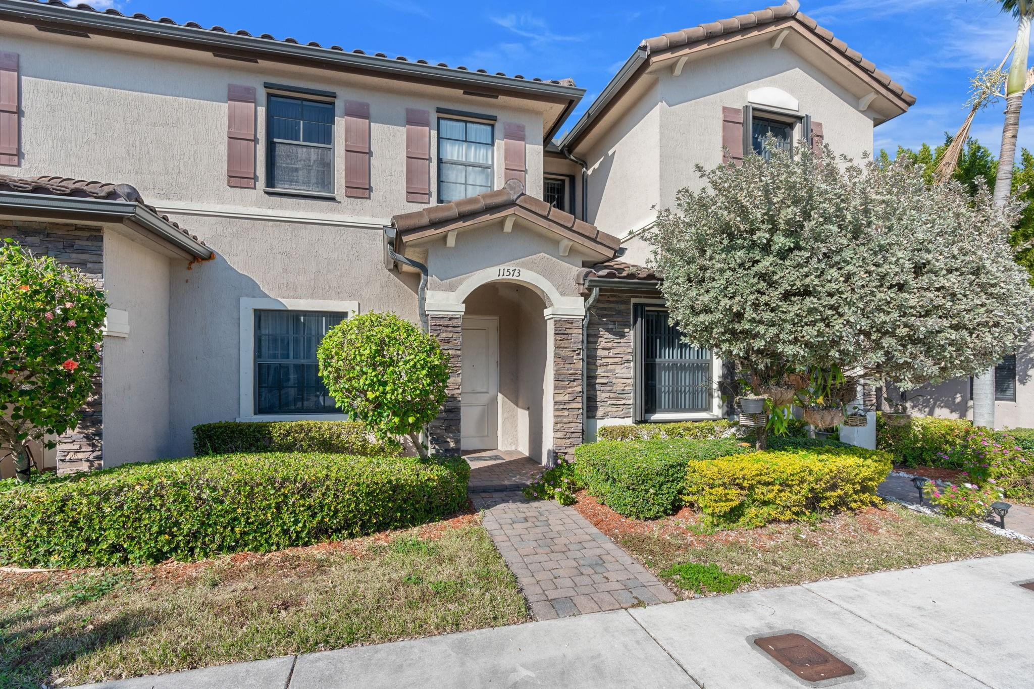 11573 SW 248th Terrace 11573