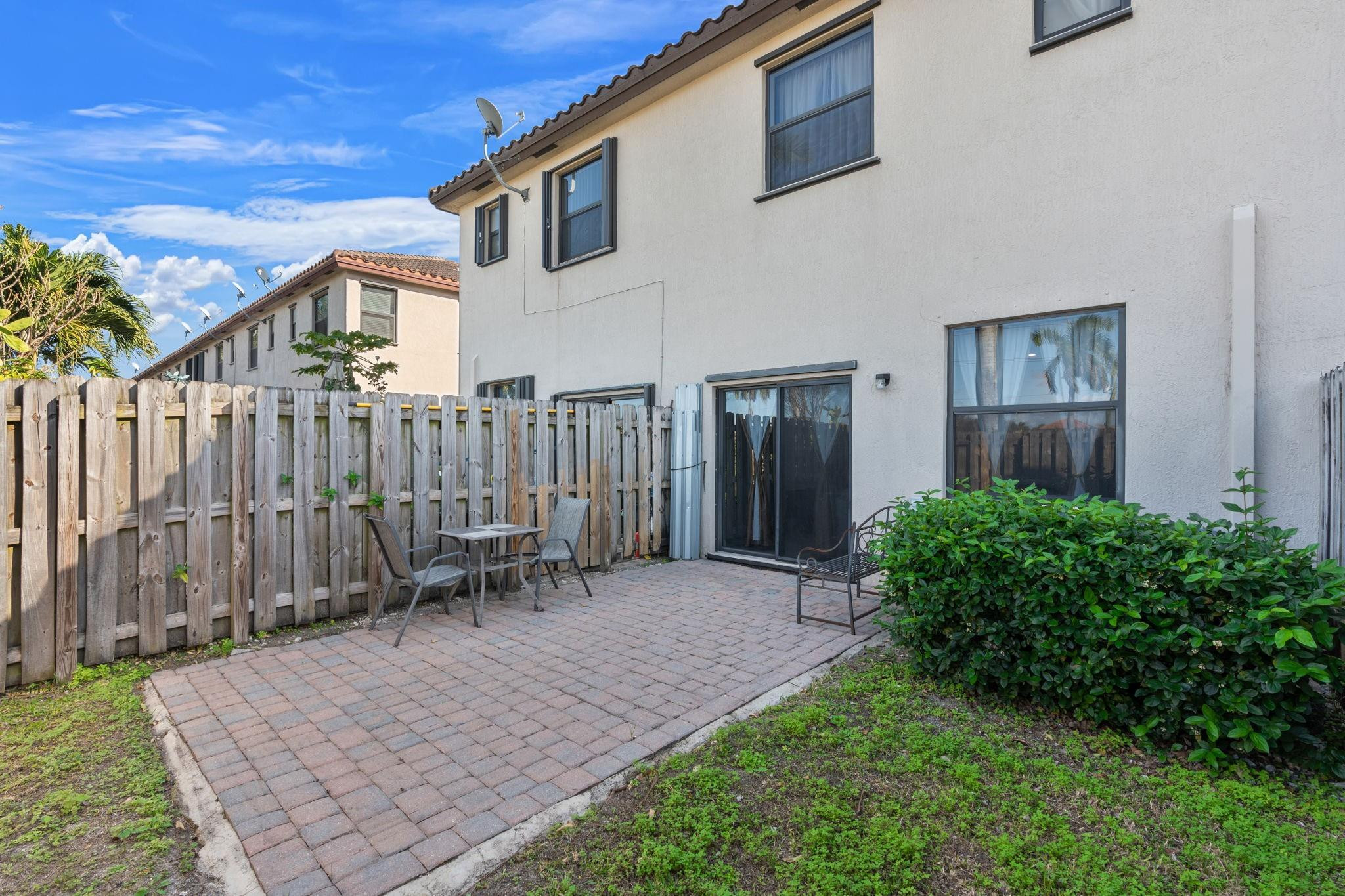 ARTESA BY LENNAR - Residential