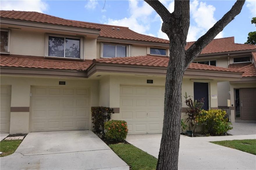 Prestigious Central Park @ Jacaranda is surrounded by lush landscaping, winding roads and various waterways which gives the community a feel of being in a park.  Lots of windows & doors in this lovely home with laminate and tile floors, soft paint palette and plantation shutters.  Large renovated kitchen with beautiful cabinetry has breakfast area, granite countertops, stainless appliance package and food pantry.  Great floor plan has screened-in patio with a private, green-garden view and is accessible from three different areas of the house.  Nice size master suite has updated bathroom and walk-in closet.  Exterior features include 1-car garage, extended parking for several vehicles, accordion shutters, big storage closet and community pool.  Fantastic home in a fantastic location!