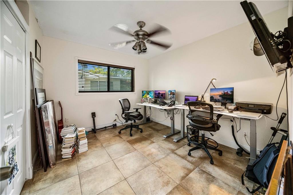 GREYKNOLL ESTATES - Residential