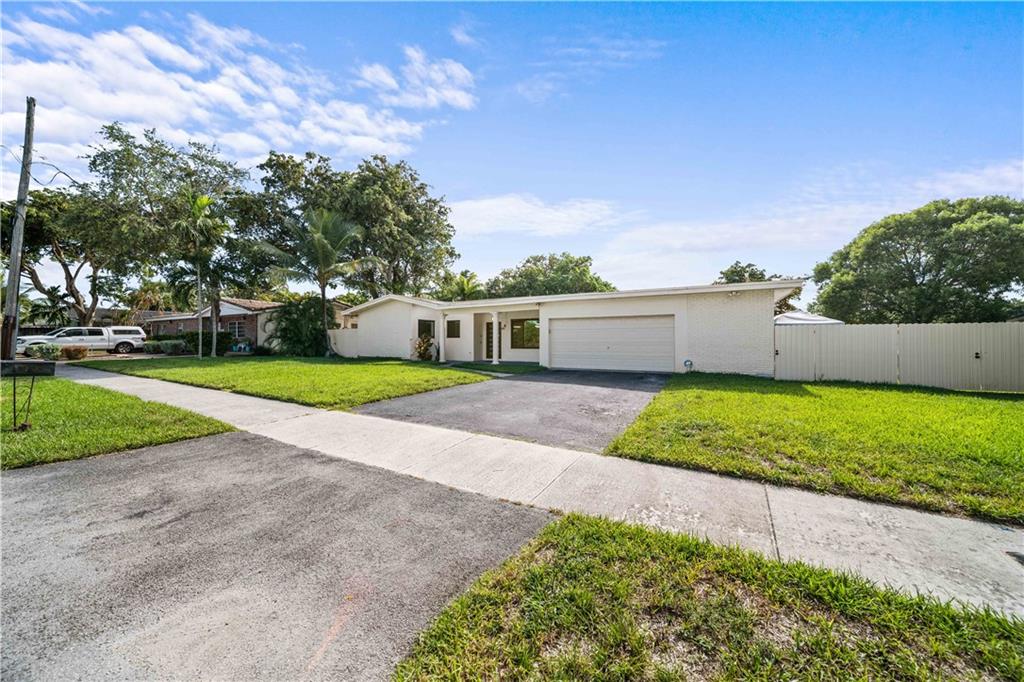 GREYKNOLL ESTATES - Residential