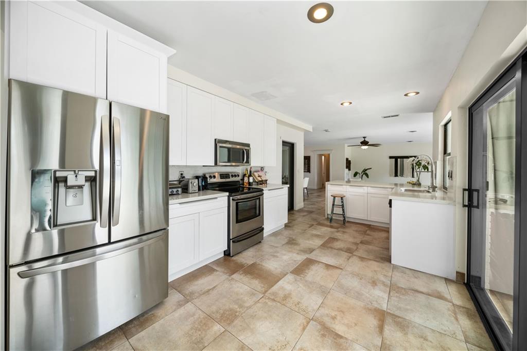 GREYKNOLL ESTATES - Residential