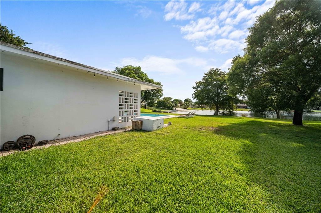 GREYKNOLL ESTATES - Residential