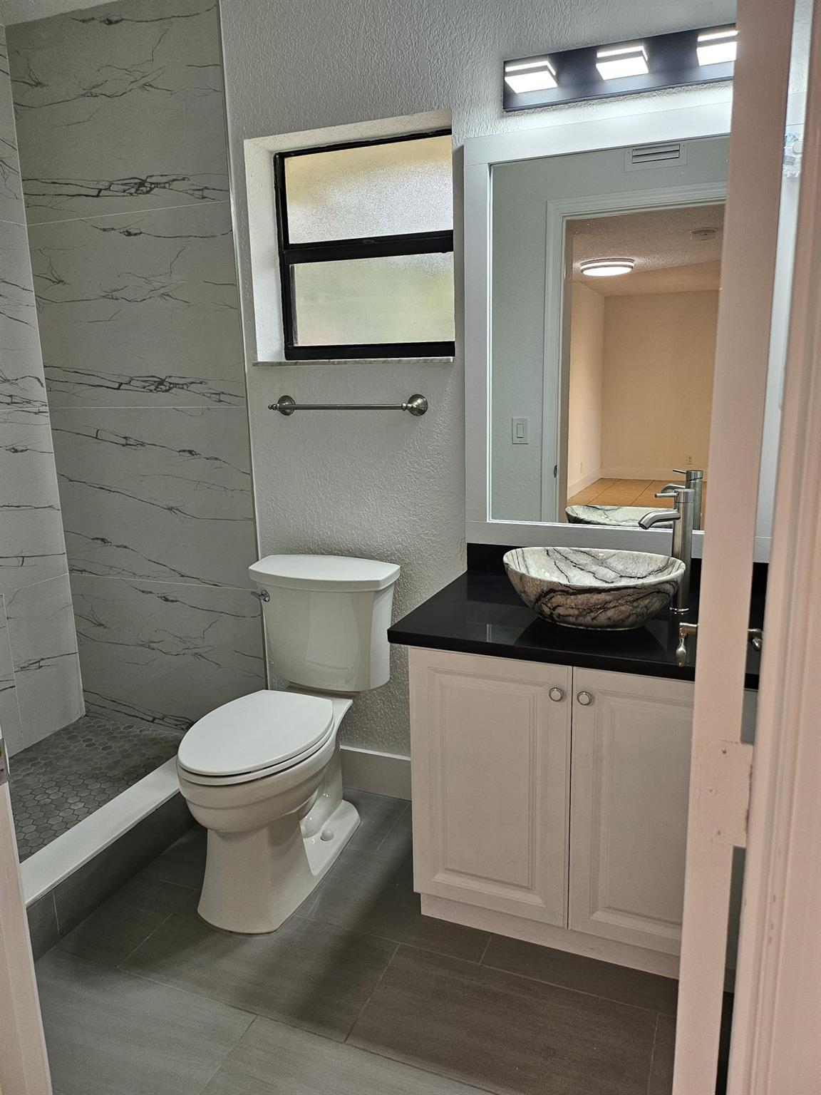 Centerpointe Condo - Residential Lease