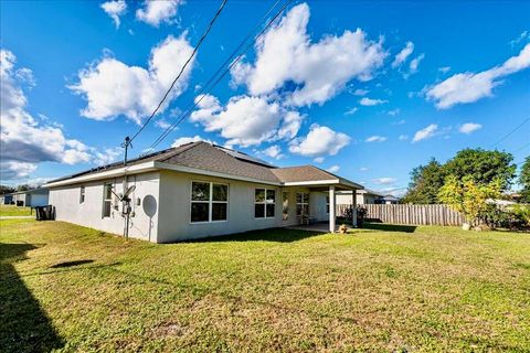 A home in Port St Lucie