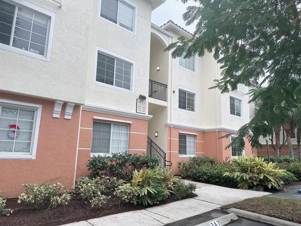 3 bedrooms, 2 bath. First floor unit, With a ONE CAR GARAGE and TWO ASSIGNED PARKING SPOTS!! WATER IS INCLUDED AS WELL! Mezzano is a resort-like community that features luxurious amenities such as: Fully Renovated Clubhouse, Pool, Jacuzzi, Walking trails, Gated, etc. This corner first-floor unit is one of it's kind with three parking places and it is in fantastic condition. The unit is recently painted, tiled in main areas and berber carpet in bedrooms, and much much more. Come and see this fantastic unit before it is TOO LATE! This is a unique unit with THREE PARKING SPOTS. Centrally located, walking distance to public transportation, supermarkets, minutes to I-95, turnpike, PBI airport, an so much more.