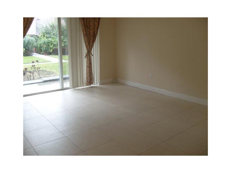 ST ANDREWS CONDO - Residential Lease