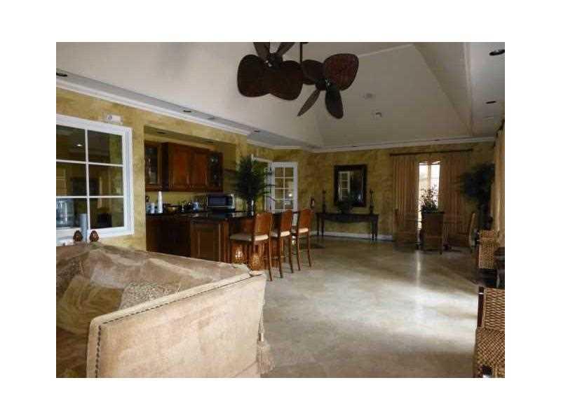 ST ANDREWS CONDO - Residential Lease