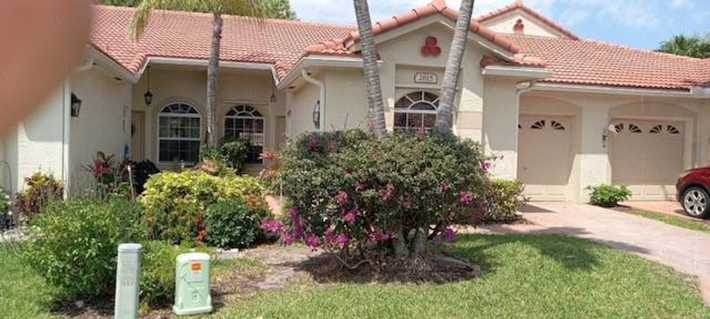 Photo of 2615 Spiceberry Lane #2615, Boynton Beach, FL 33436 (MLS # F10432784)