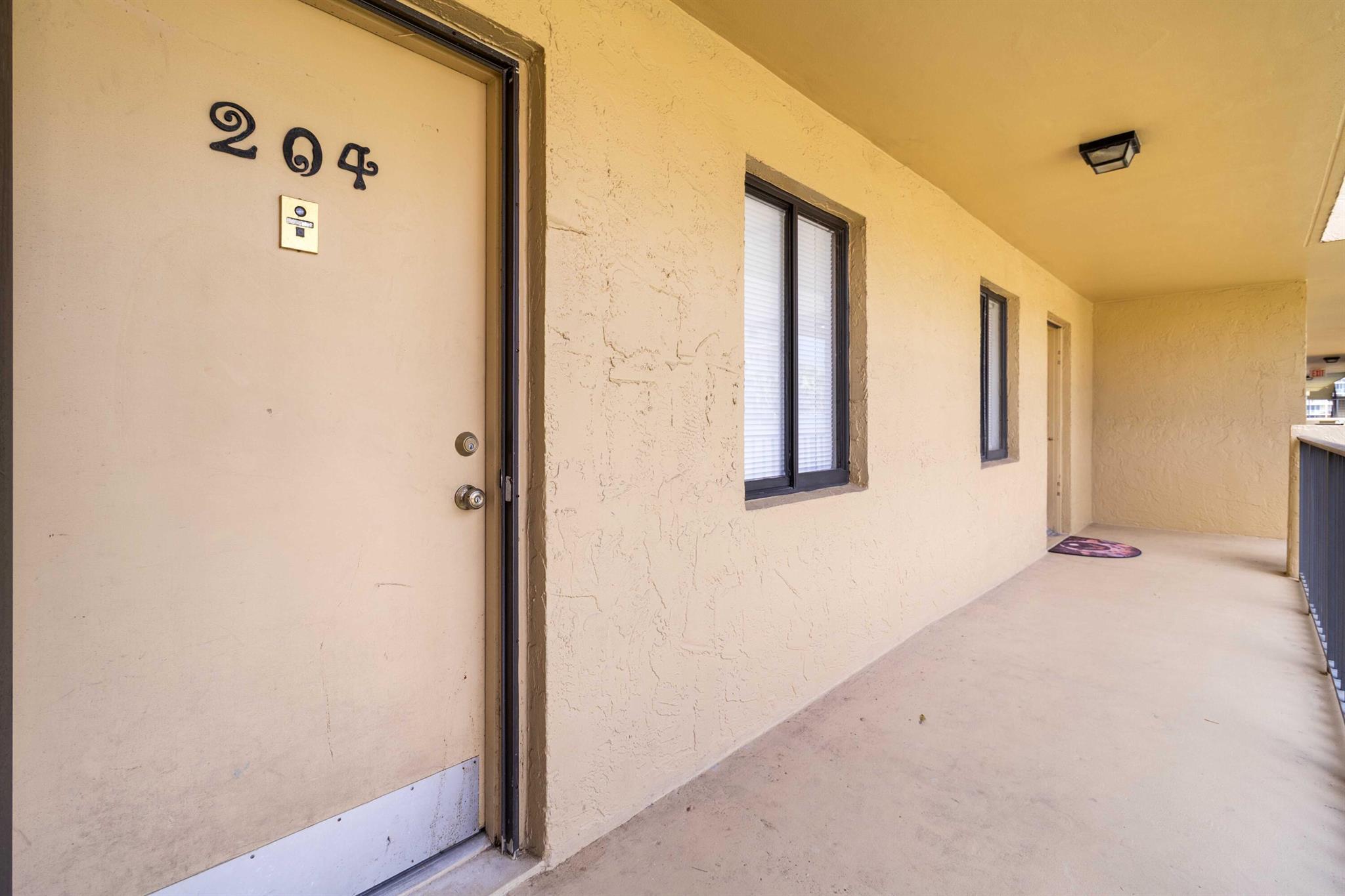 2820 Tennis Club 204 Drive 204