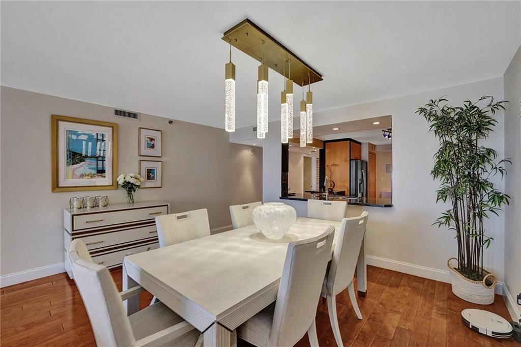 Overlook Condominium - Residential