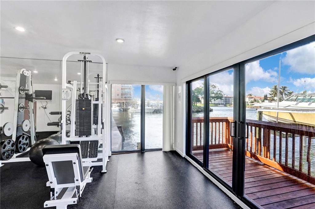 Overlook Condominium - Residential