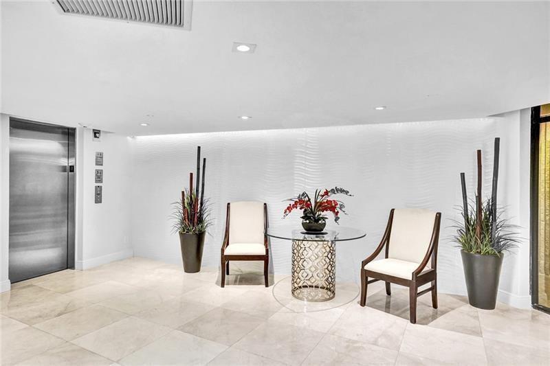 Overlook Condominium - Residential